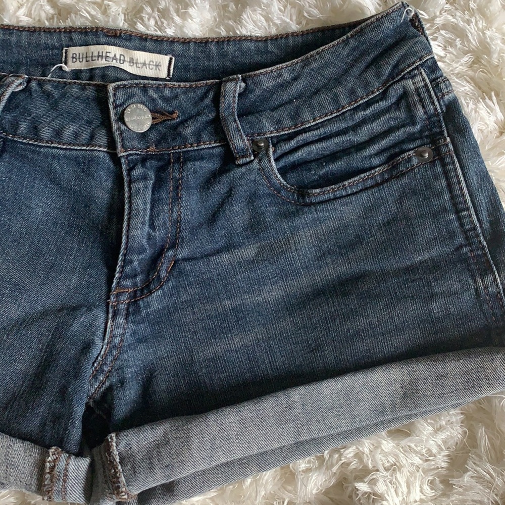 Jean shorts 🩳 - Picture 2 of 4
